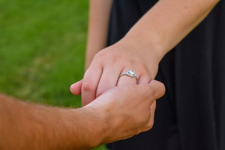 Can I give my girlfriend a silver ring as just a gift?