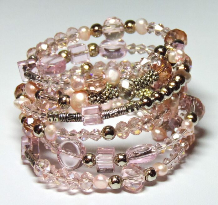 clear bead bracelet